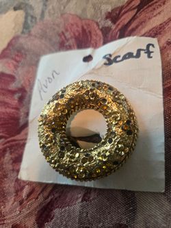 Vintage Avon Scraf Clip