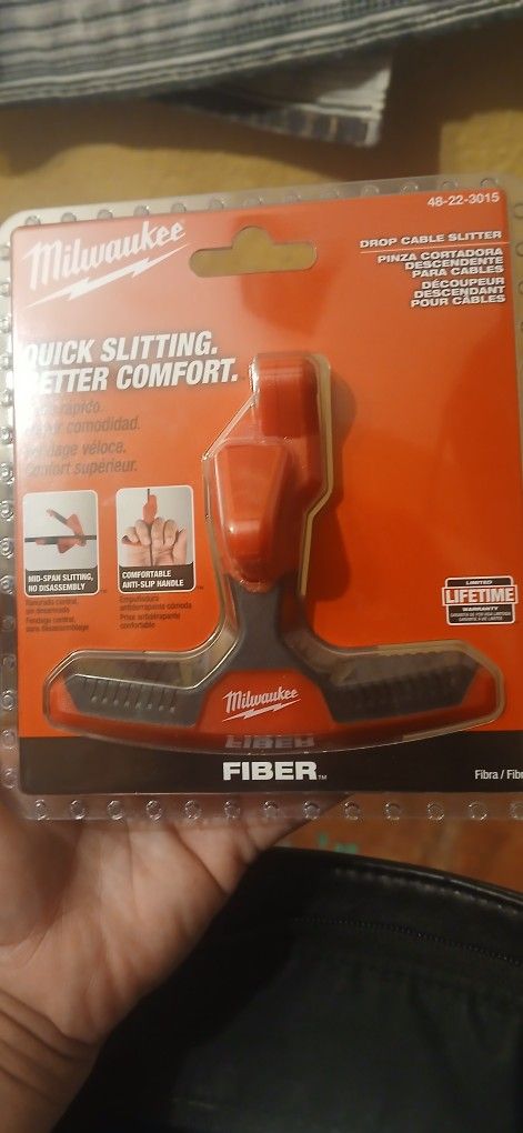  Milwaukee Drop Cable Slitter