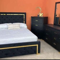 AP🎉 Black Velvet Bedroom Set/ Bed , Nightstand Dresser And Mirror// Fast Delivery & Financing 