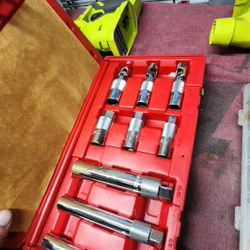 9 Piece Spark Plug Set
