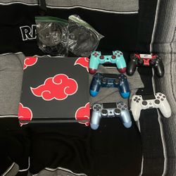 PS4 With Controllers