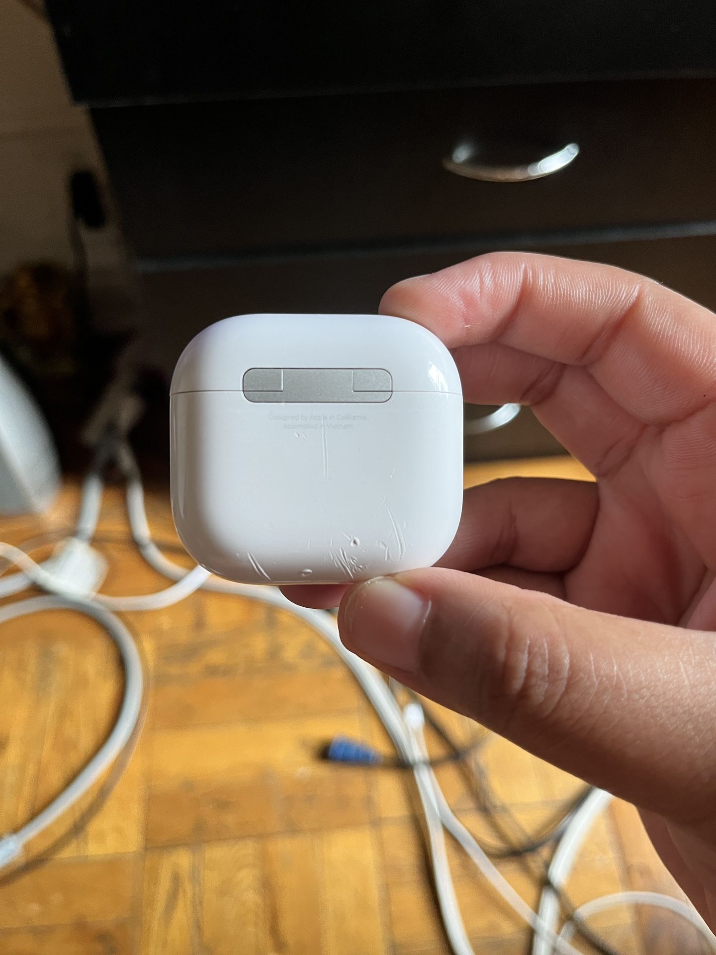 Apple AirPods 4