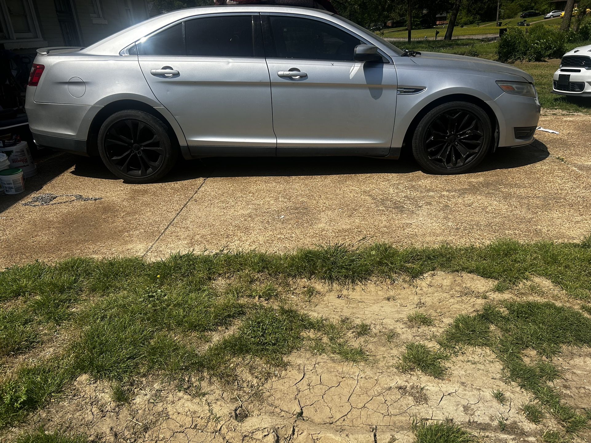 2013 Ford Taurus