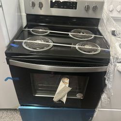 30” Whirlpool Stove Four Burner 