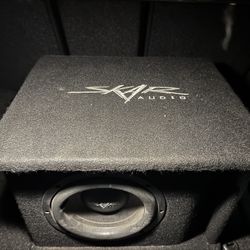Skar Audio Single 8" Ported 700W Peak Power Loaded Subwoofer Enclosure SDR-1X8D2