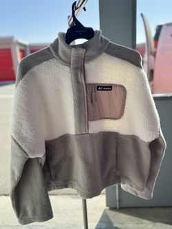 Columbia Women’s Fleece Pullover- gray/white/light brownish