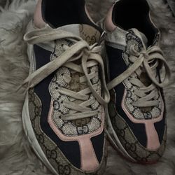 Gucci  Rhyton sneakers size 8 women
