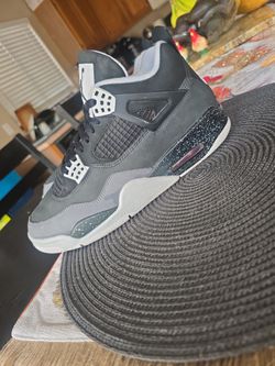 Jordan 4