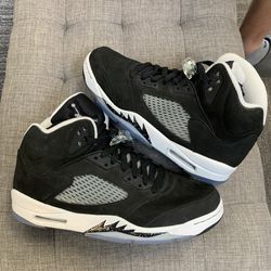 Jordan 5 Moonlight - Size 12
