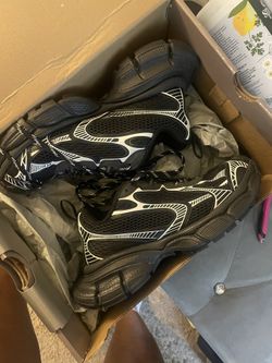 Balenciaga Size 38(8)