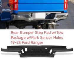 Rear Bumper Step Pad w/Tow Package w/Park Sensor Holes
19-23 Ford Ranger
