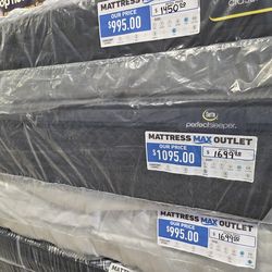 Serta Pillowtop King Mattress New!