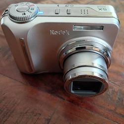 Kodak Easy share C875 Digital Camera 