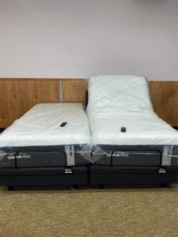 Tempur-Pedic LuxeAdapt SOFT Split King + TEMPUR Smart Bases | Delivery & Setup available