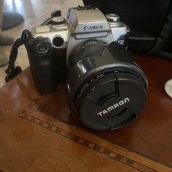 Canon EOS 50 + additional lenses and equipment 