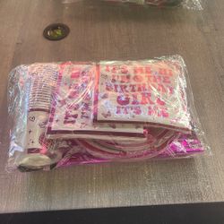 Party Supplies Set New