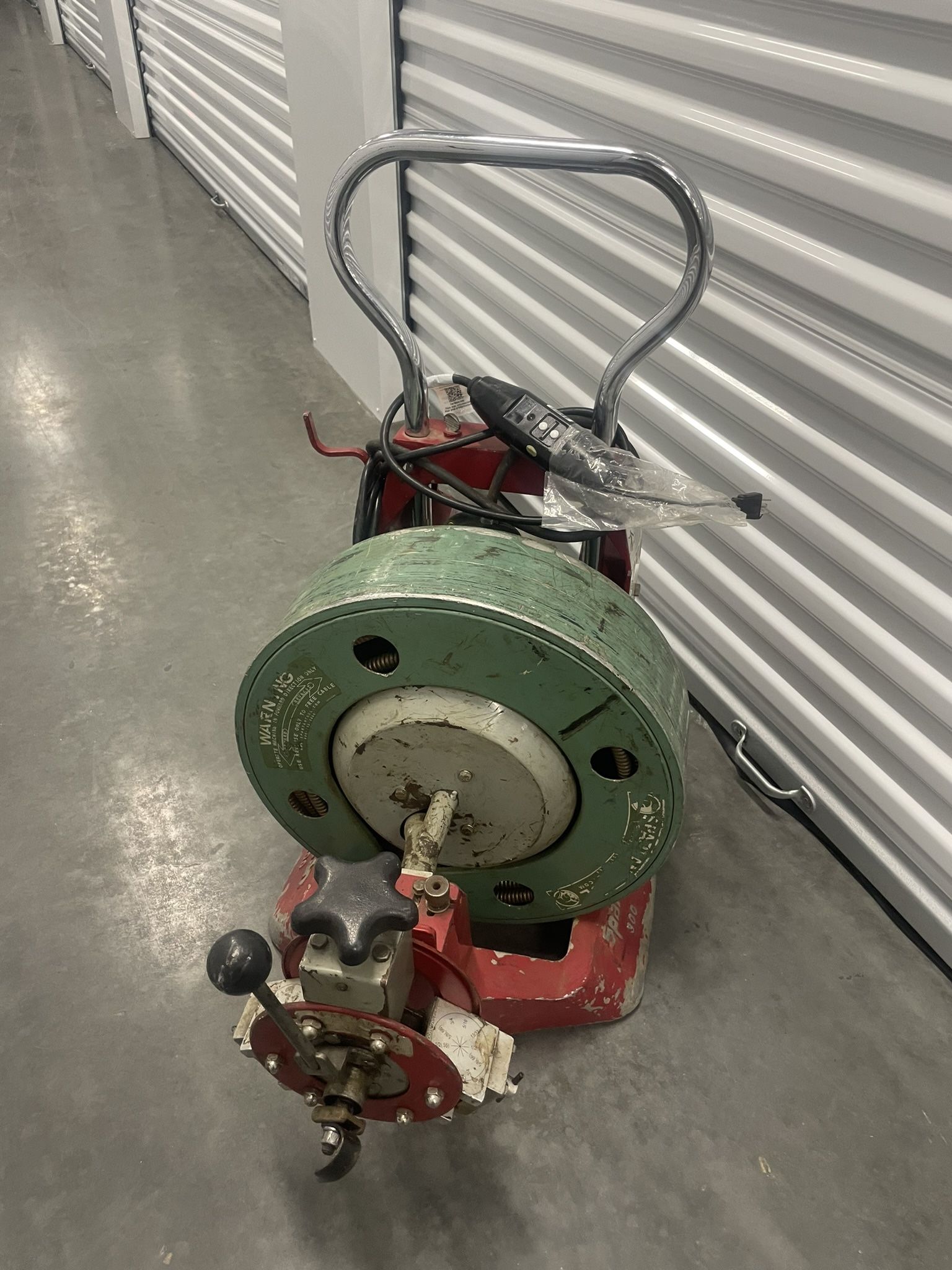 SPARTAN TOOL MODEL 300 DRAIN CLEANING MACHINE With Feeder