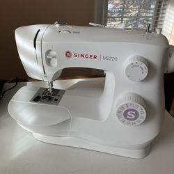 Singer Sewing Machine M3220