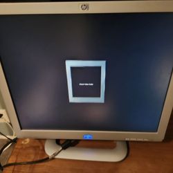 HP Pavillion 19" LCD Monitor Adjustable Tilt 