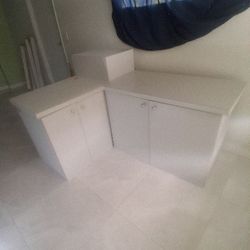 NEW IN PRISTINE CONDITION "SUMMIT" CORNER CABINETS W/ FORMICA COUNTERTOPS, VERY PRACTICAL AND SPACIOUS FOR OFFICE OR LAUNDRY AREA!!! GREAT PRICE!!!