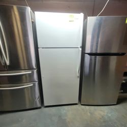 Fully Cove red Warr anty! Whirl pool Apart ment Ref rigerator Top Mounted Unit