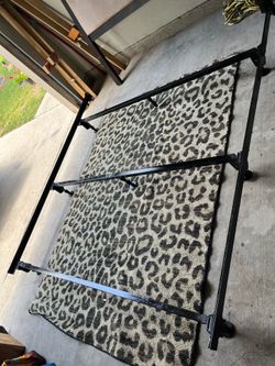 KING SIZE METAL FRAME