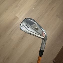 Srixon ZXiU 4 Iron With Tour AD Ui-85x