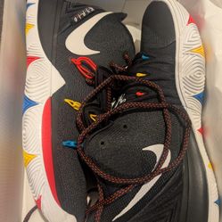 NEW IN BOX NIKE KYRIE 5 MENS 10.5