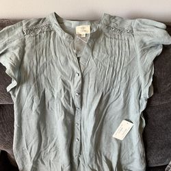 Woman’s blouse