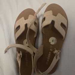 Madden Girl Sandals Size 3