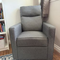 DaVince Gabby pillowback Swivel Glider Nursing Rocking Chair 