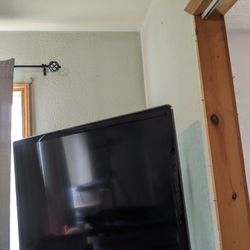 Philips 46 Inch Flat Screen Tv