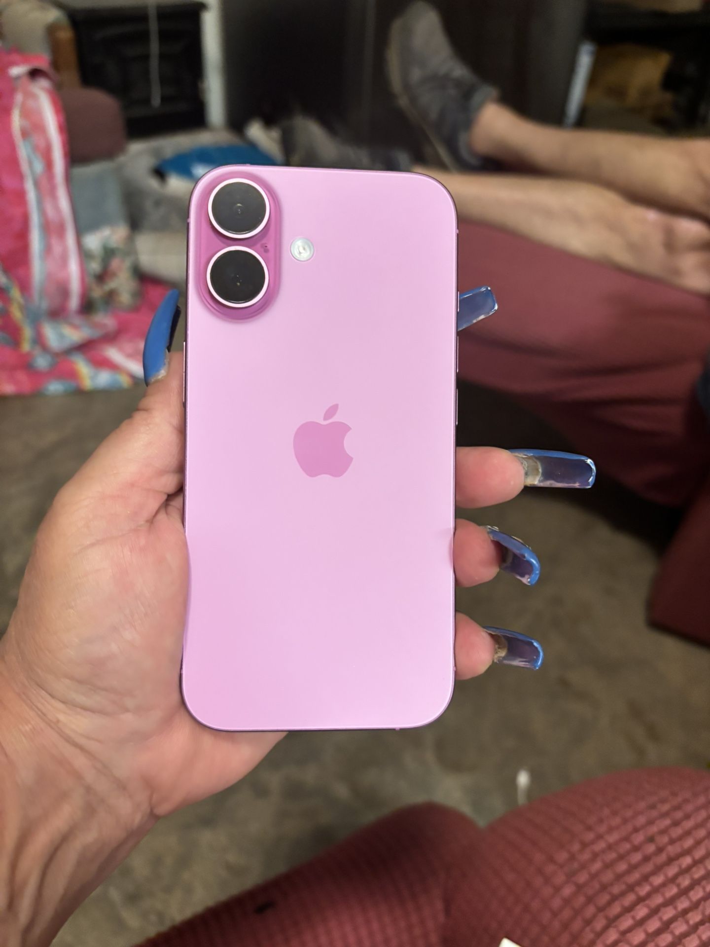 iPhone 14 Black And iPhone 16 Pink