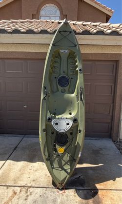 Lifetime Sit-on-Top Tamarack Angler Fishing Kayak - Max Weight 275 - 1 person - 10 ft