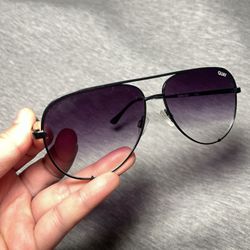 Oversized Quay Aviators