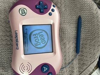 Leapster 2 and carrying case