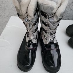 snow boots size 3 kids