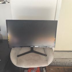 23.4 Inch Curve Samsung Monitor 