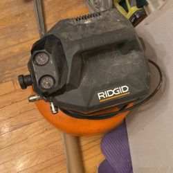 Rigid 6 Gallon Air Compressor With Accessories Air Chisel 