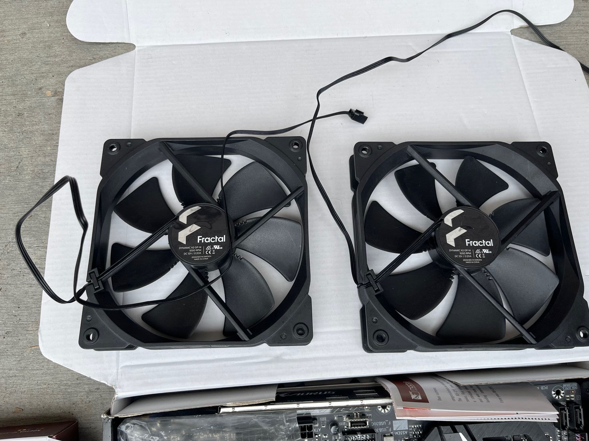 Computer Parts. Case With Fractal 2 Fans. 2 Power Supplies. for Sale in Irvine, CA OfferUp