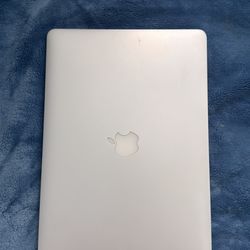 Apple MacBook Pro 15 16 gb 256