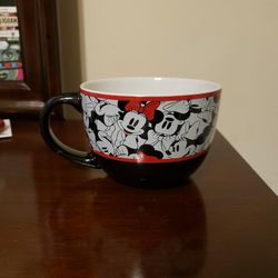 Disney Minnie Mouse Coffee Mug WRMD0(contact info removed)21