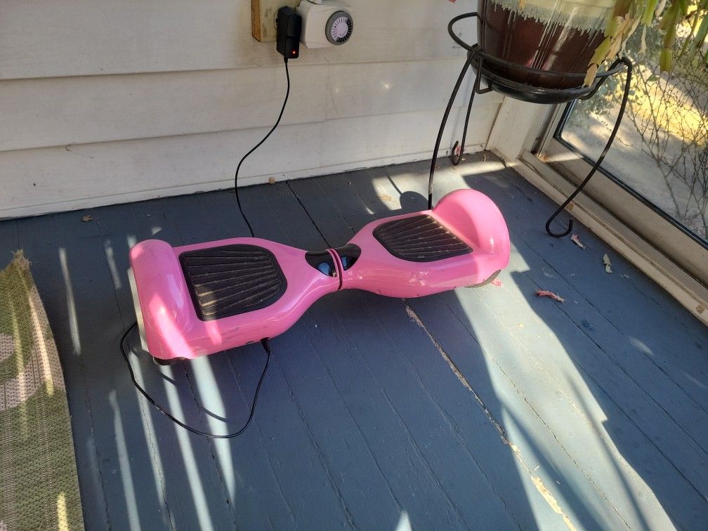 GoTrax Pink Hoverboard