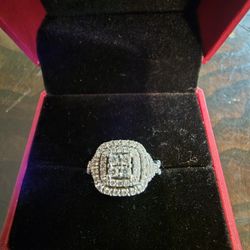 14k Diamond Ring Size 6