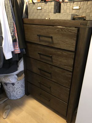 Bob S Furniture Austin Bedroom Set For Sale In Brooklyn Ny Offerup