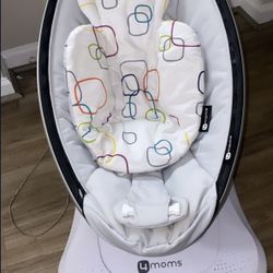 MamaRoo Baby Swing