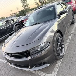 2018 Dodge Charger 