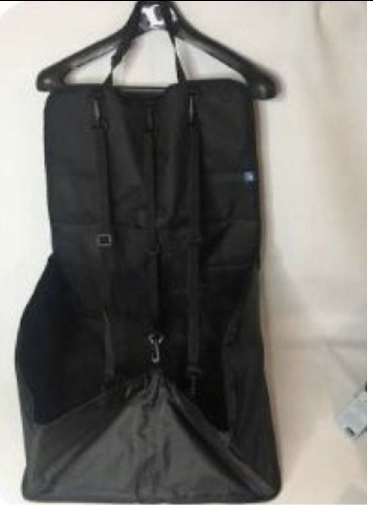 Pet Booster seat with clip on safety leash