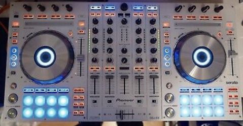 Pioneer DDJ-SZ Limited Edition Silver Controller for Sale in Pioneer DDJ-SZ Limited Edition Silver Controller for Sale in