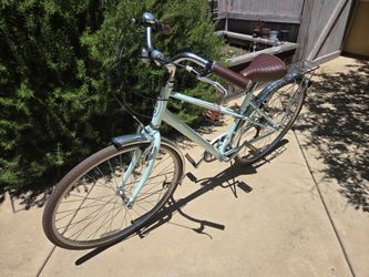 Schwinn Admiral 700c Adult Hybrid Bike in Mint Green